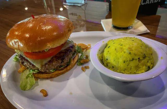 Schooners Sports Pub