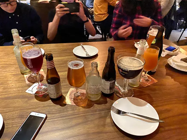 DOCK - Pizza & Bar 道可小酒館｜羅馬披薩Pizza｜精釀啤酒Craft Beer｜