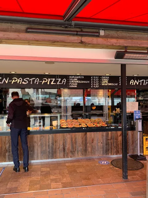 Pasquale La Trattoria