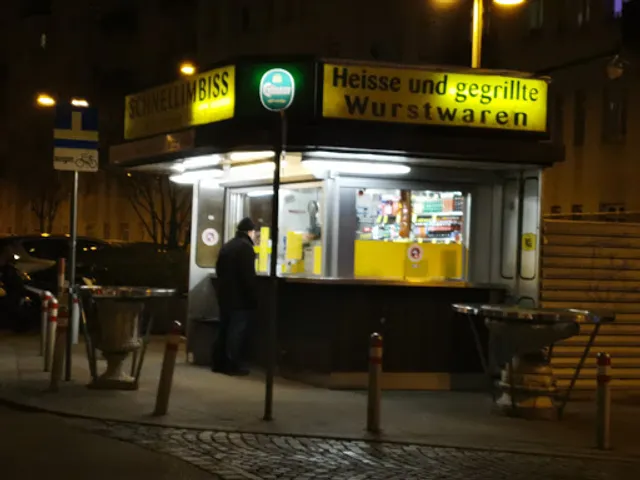 Würstelstand "Zum Kleinen Sacher"