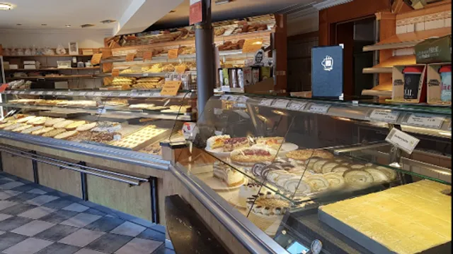 Backerie Café S. u. N. Göller - Hirschaid