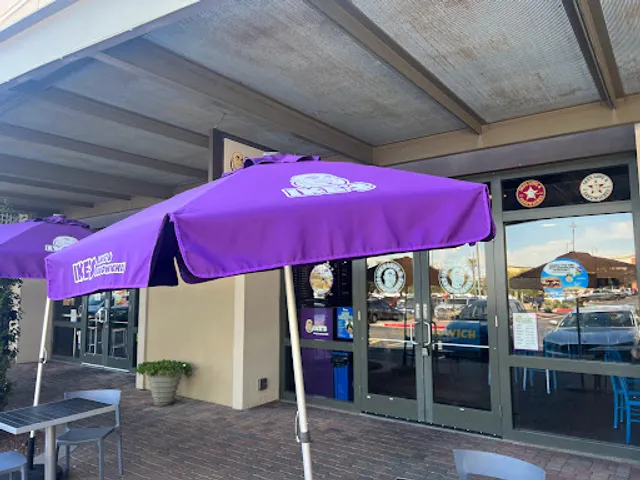 Ike's Love & Sandwiches