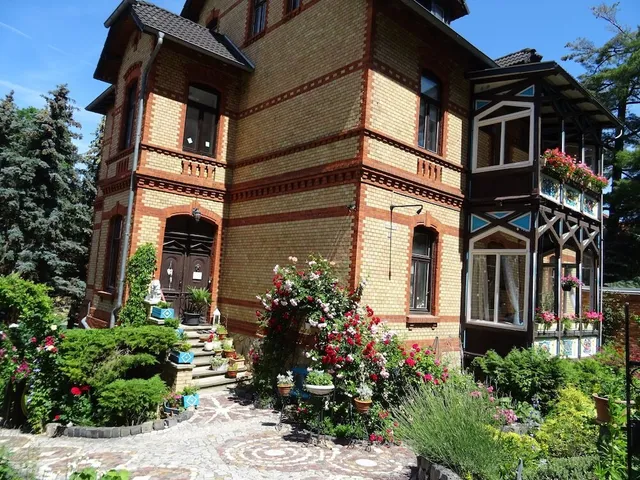 Villa Imperia, Museums-Hotel