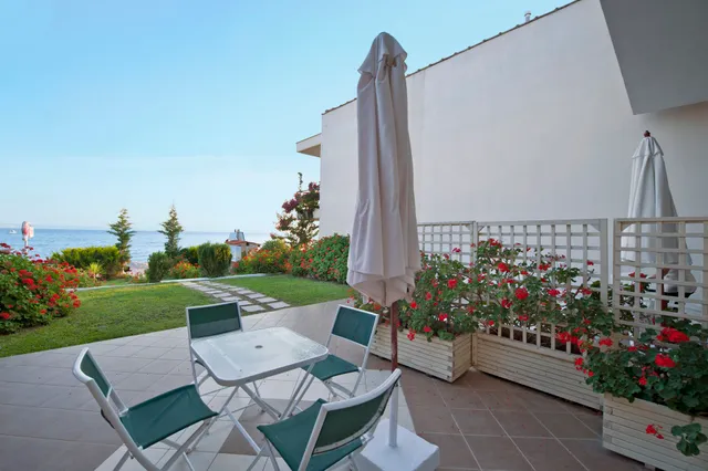 Christina’s Sea House