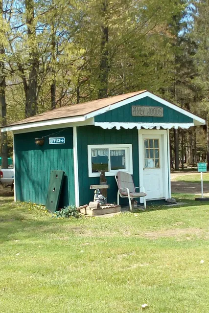 Piney Woods Campsites