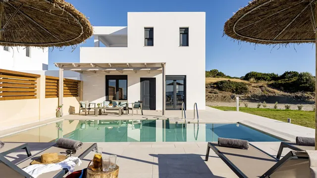 Kiotari Akti Beachfront Villas