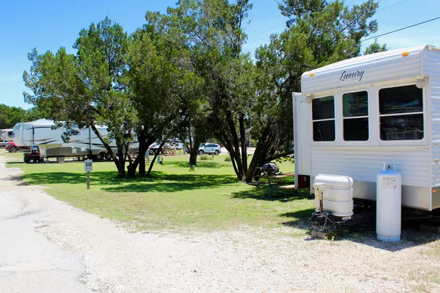 Lake Life RV Park - Lake Whitney