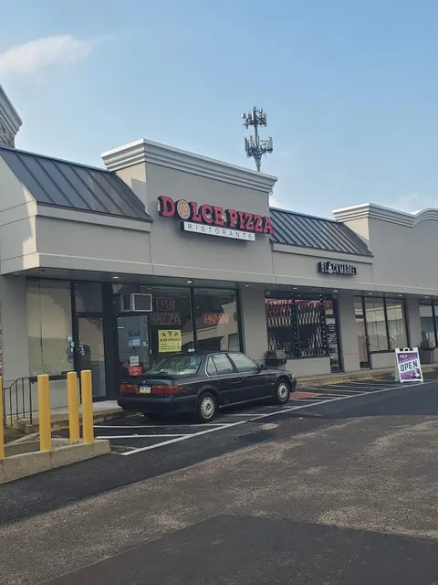 Grant Plaza Shopping Center