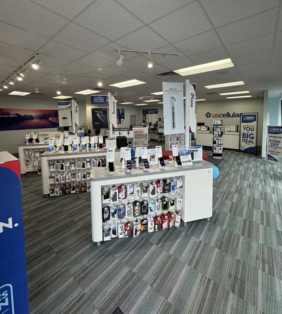 Authorized Retailer UScellular & T-Mobile, Wisconsin Dells
