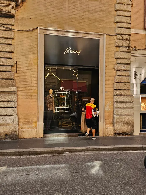 Brioni - Rome Via Condotti