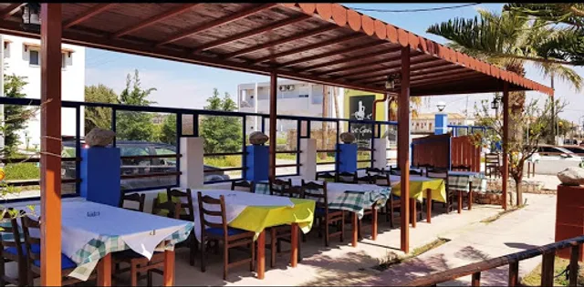 Olive Groves Ελαιώνας Family Greek Bar Restaurant