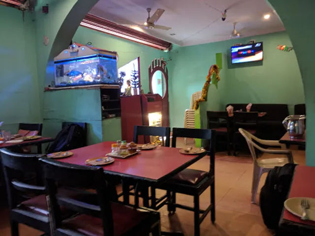 Hunan Chinese Restaurant