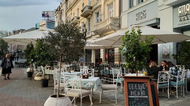 Luxury Apartments IVON