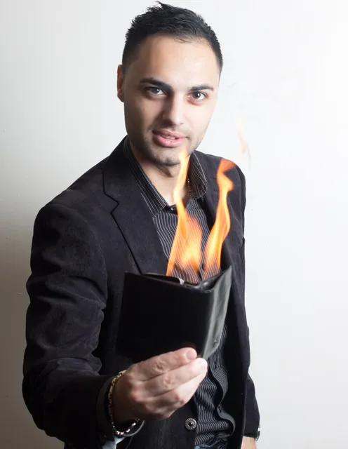 Alex Voz: Best Mentalist + Magician Corporate Events + Private Parties