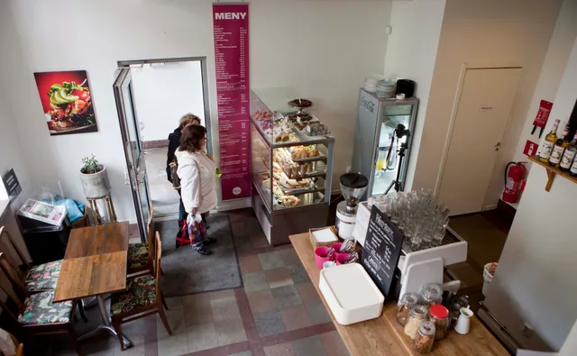 Sisters & Beans Cafe, Catering and Bed & Breakfast