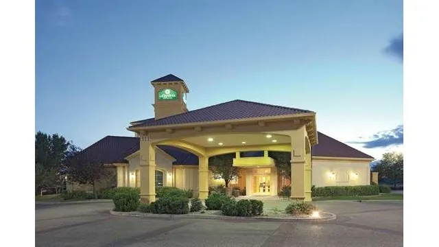 La Quinta Inn & Suites by Wyndham Pueblo