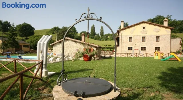 Agriturismo Borgo di Cortolla