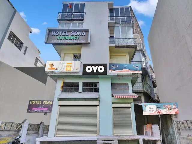 OYO Flagship Sona Residency