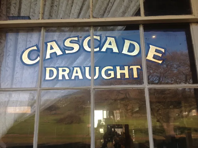 Hamilton Inn Cafe, Bar1826&Bistro and Accommodation