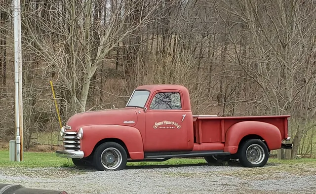 Short Mountain Distillery