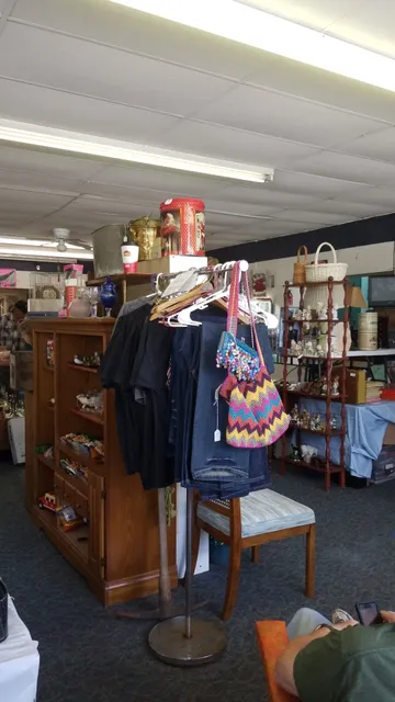 Litchfield Indoor Flea Market