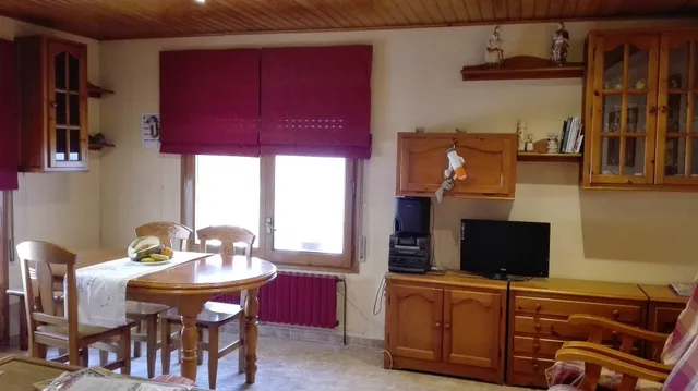 CASA RURAL GONZALEZ. CONGOST DE MONTREBEI. TOLVA