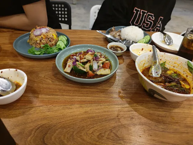 เพลินลิ้น คาเฟ่ Plern lin