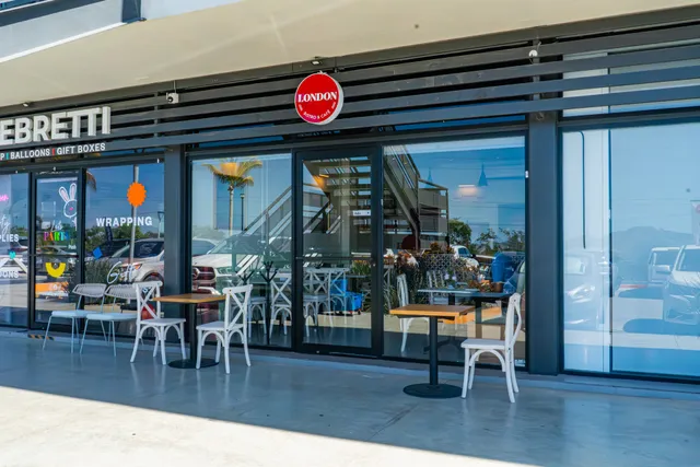 London Bistro & Café (Tezal)