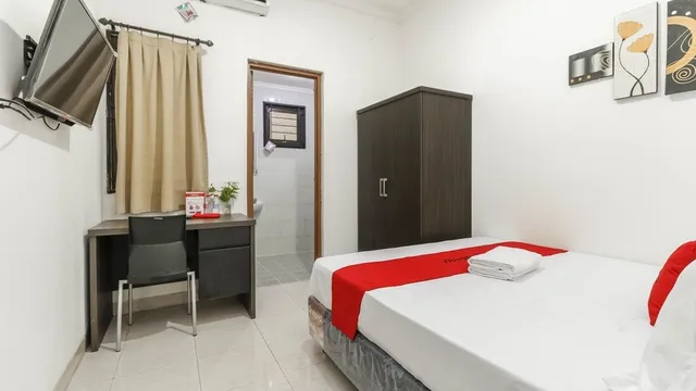 Cozzy Residence Muwardi Jakarta