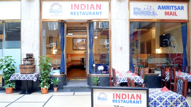 Amritsar Mail - Indická restaurace