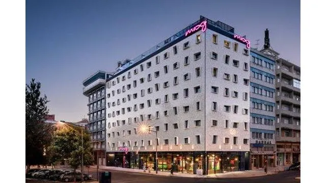 Moxy Lisbon City