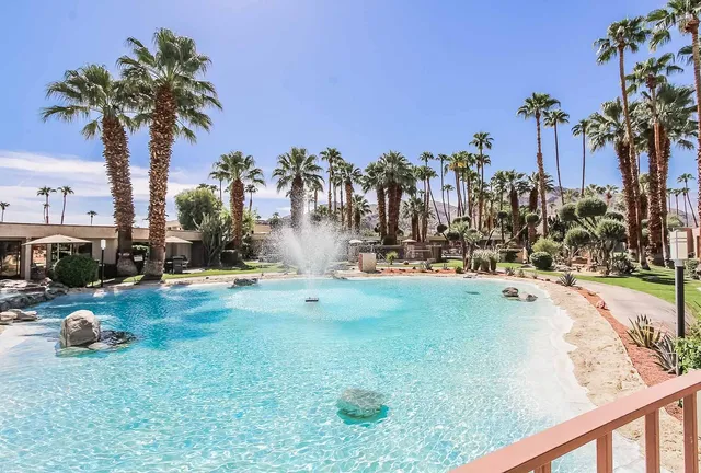 Desert Isle of Palm Springs