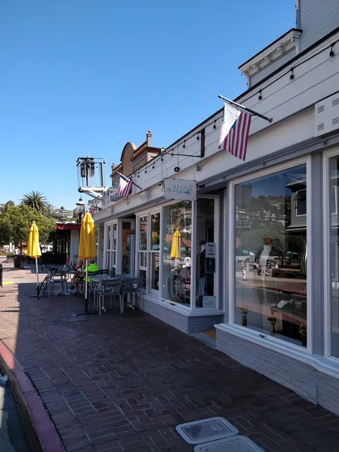 Boardwalk Shopping Center