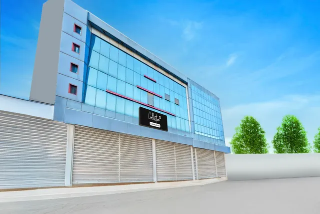 Super Collection O Gurudwara Square formerly Hotel Midway