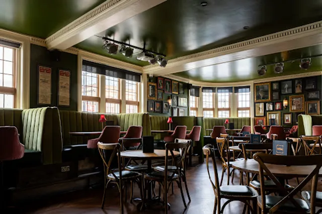 The Grand Central, Brighton