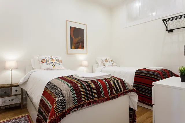 São Pedro de Alcantara by Central Hill Apartments - Vacation Rentals in Lisbon