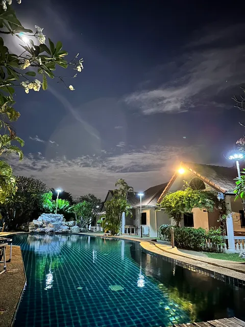 Two Fifty Nine Resort ทู ฟิฟตี้ ไนท์ รีสอร์ต