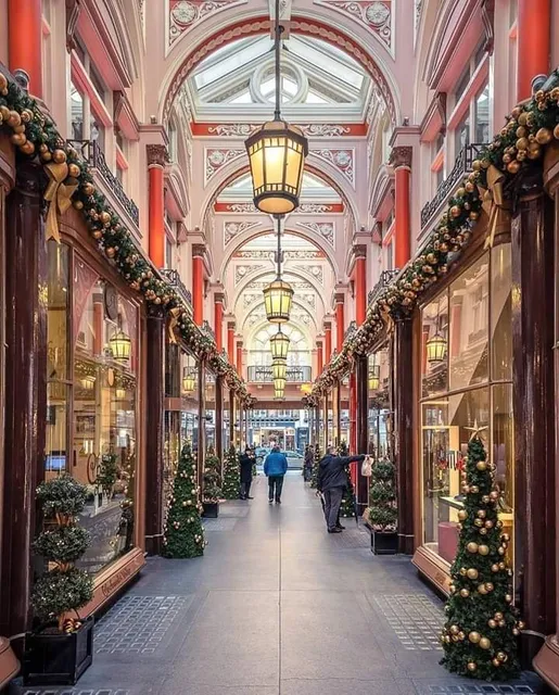 Piccadilly Circus Stylish Studio Apartment