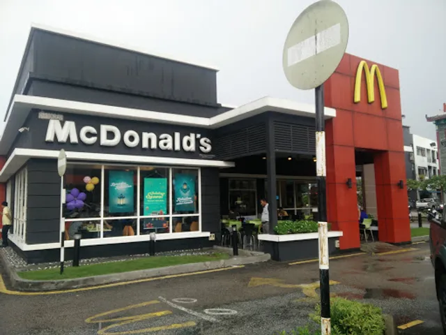 McDonald's Bukit Indah DT
