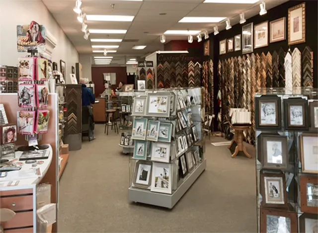 MOTOPHOTO Lab Picture Frames Passport Photos near me OHIO Printing Custom Framing Scan Cleveland OH