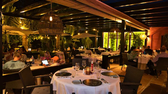 Aloha Grill - Restaurant