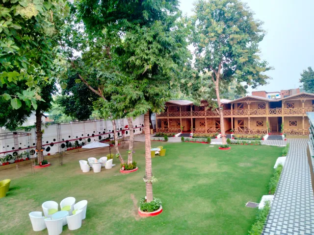 First Impression | Best Lawn in Varanasi | Best marriage lawn | Best resort for marriage