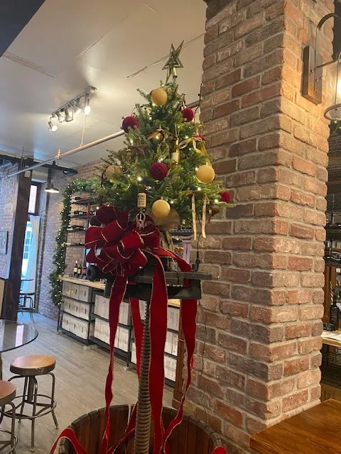 Calandrino's Old City Vino