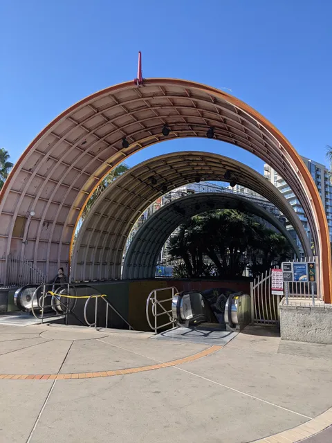 North Hollywood Station