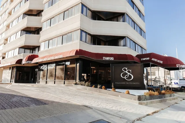 Stamford Suites Hotel