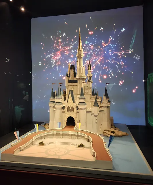 Exhibition Hub Art Center Chicago