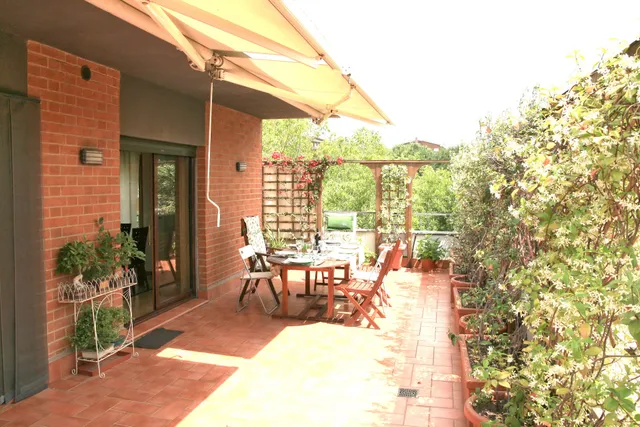 Terrace22 - Delizioso attico ben collegato, 4 persone