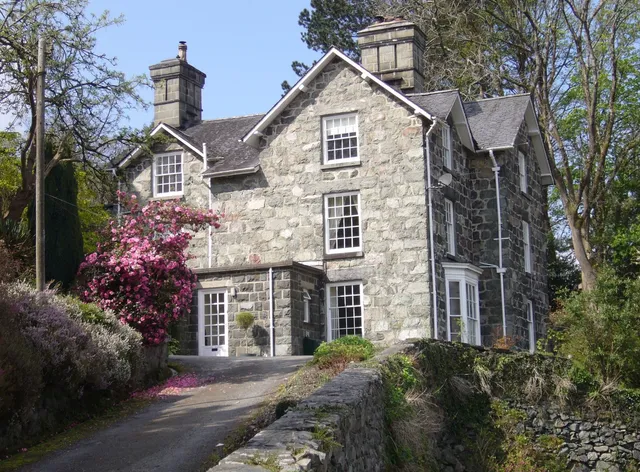 Bryn Mair House