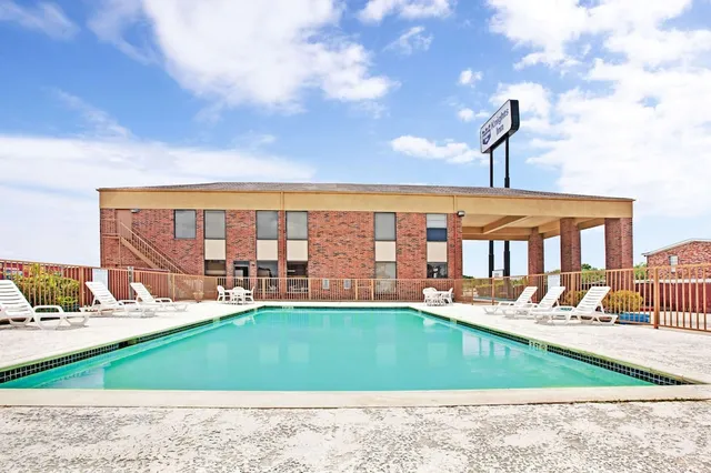 Knights Inn South Houston