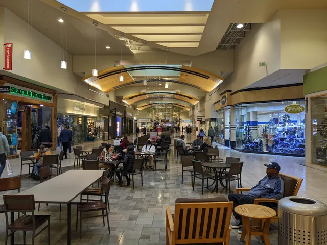 Alderwood Plaza